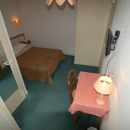 Otel Arc En Ciel 2*