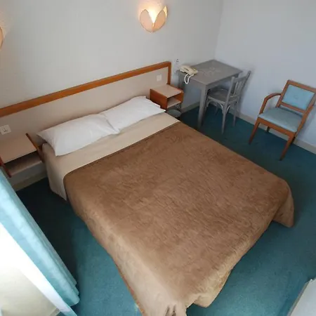 Otel Arc En Ciel Saint-Malo