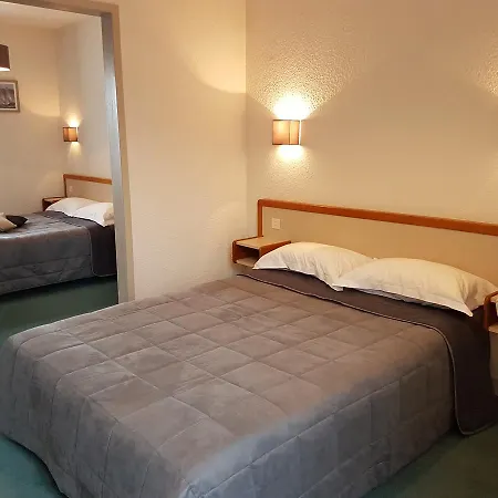Arc En Ciel Otel 2*